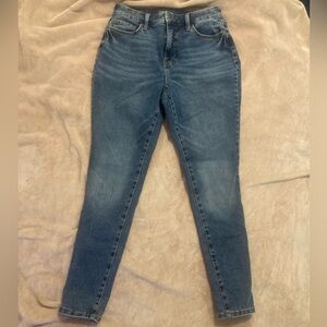 💰5/$10 Curvy high rise skinny jeans